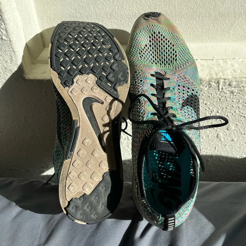 Nike Flyknit Racer Multicolored - Picture 2 of 5